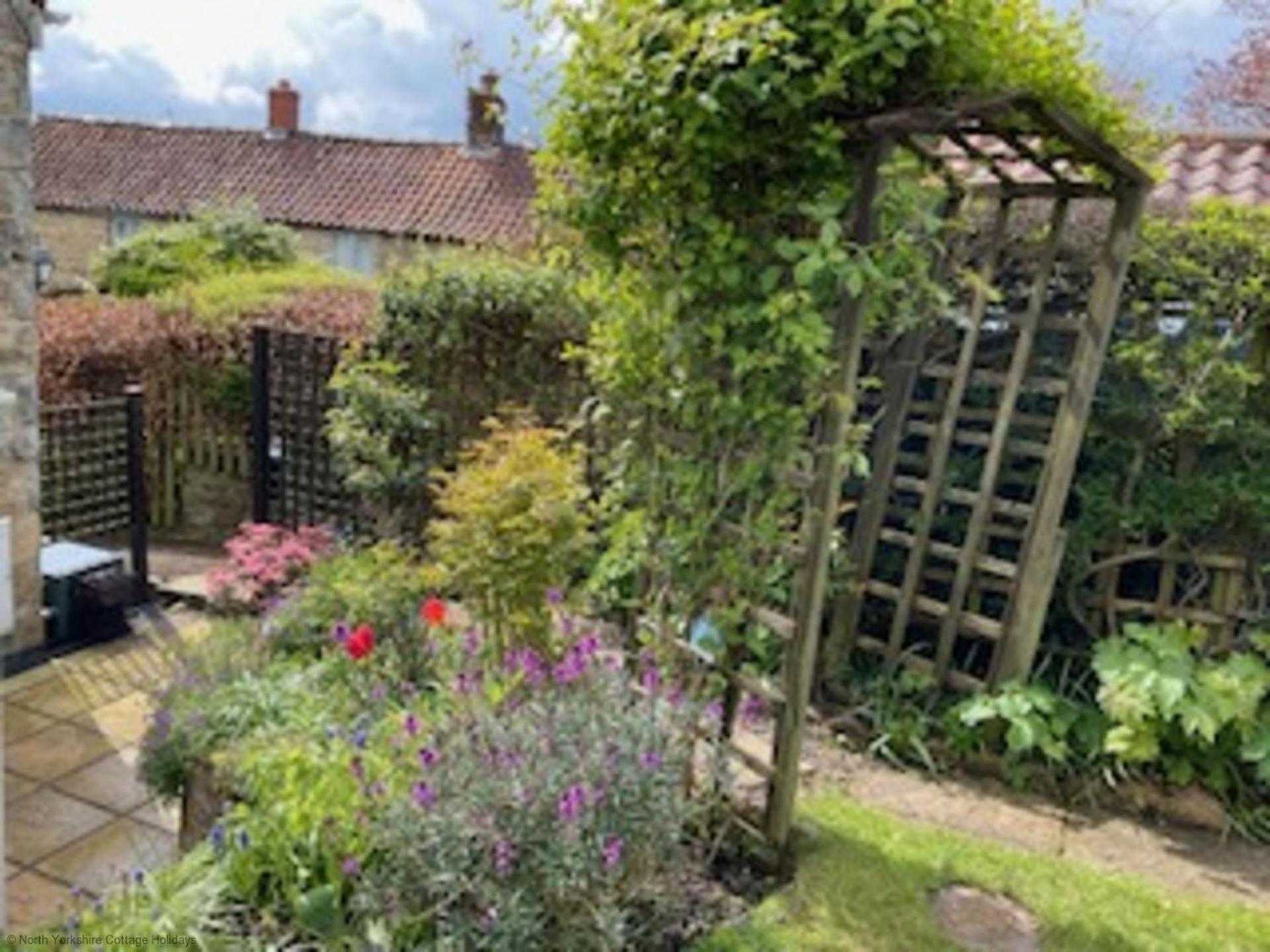 Picturesque Stone Cottage In The Heart Of North Yorkshire Village - Hideaway Cottage Dış mekan fotoğraf